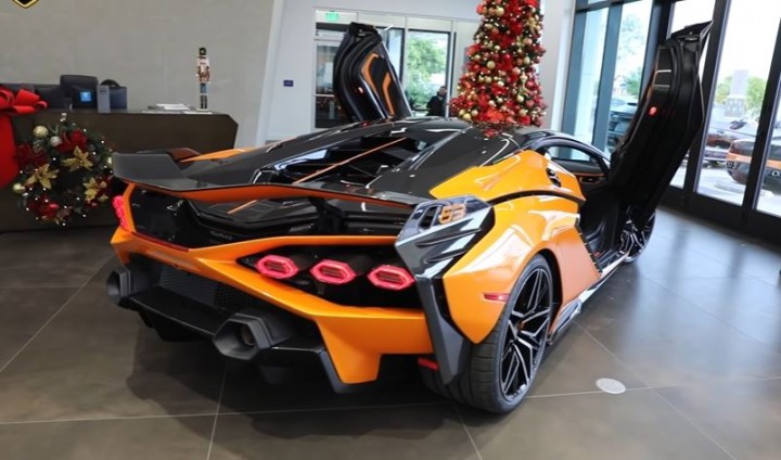 Lamborghini SIAN - 07